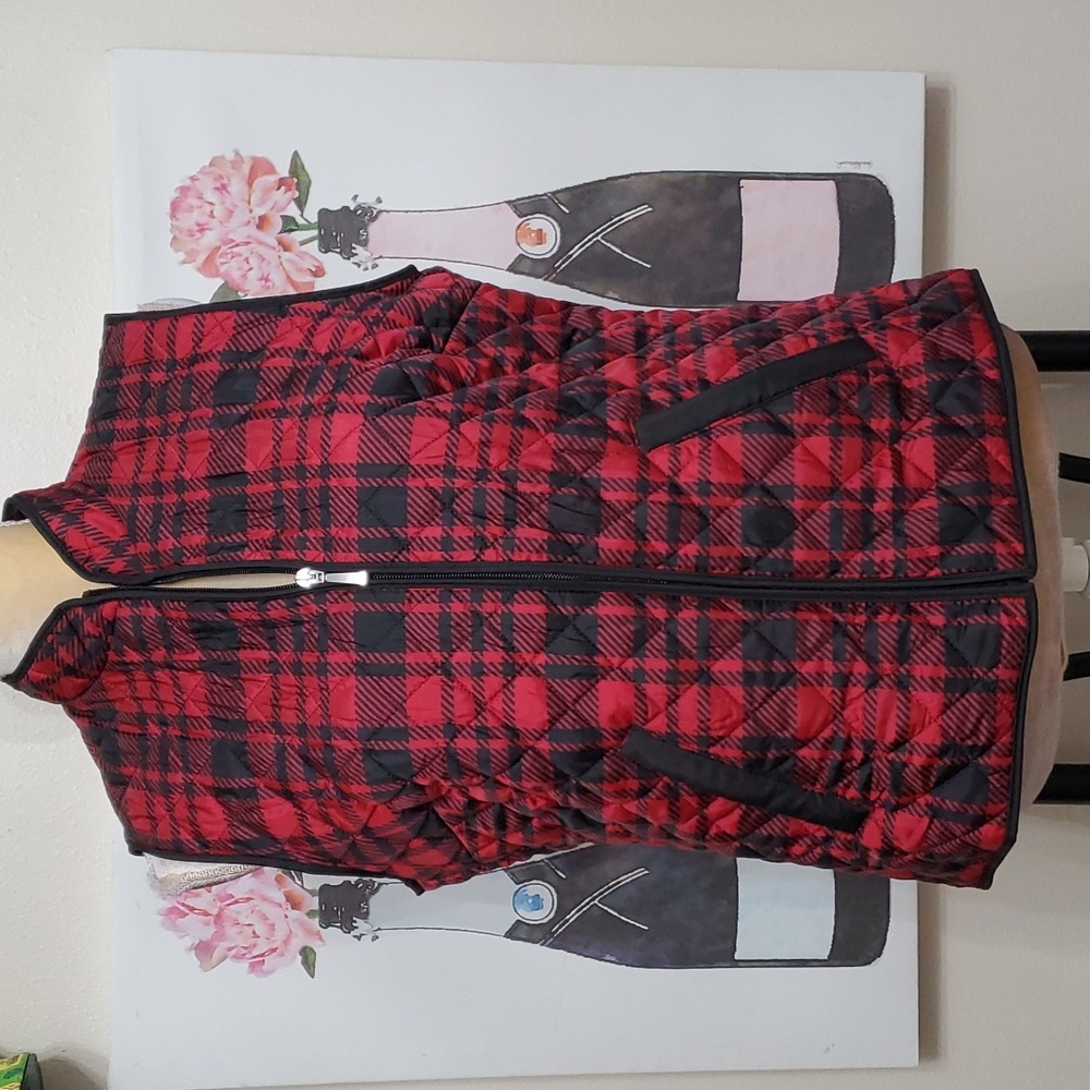 Karen Scott puffer vest size small
